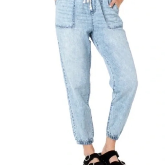 S.O.N.G. Pull-On Acid Wash Denim Jeans - Jogger Style - Picture 6 of 6